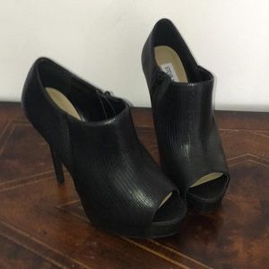 Steve Madden Naydean Bootie
